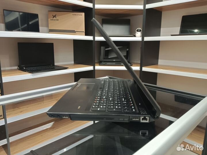 Ноутбук Lenovo для учебы и работы