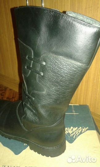 Женские сапоги