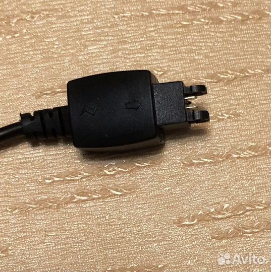 Зарядное устройство Sony Ericsson k300i