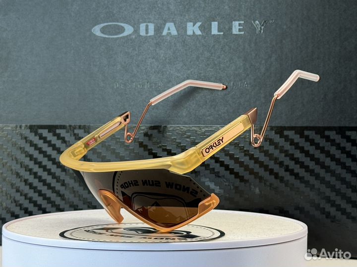 Солнцезащитные очки Oakley bxtr Metal Bronze