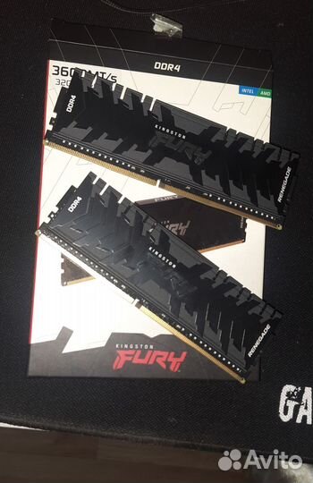 Kingston fury renegade ddr4