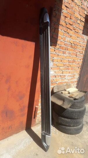 Подножка исудзу д макс 17г