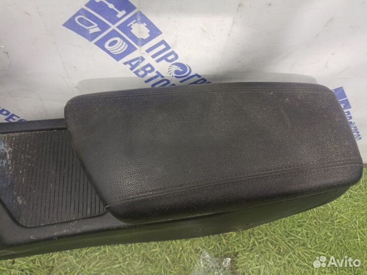 Центральная консоль Kia Optima седан 2.0 G4KD 2012