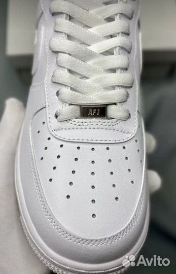 Кроссовки nike женские