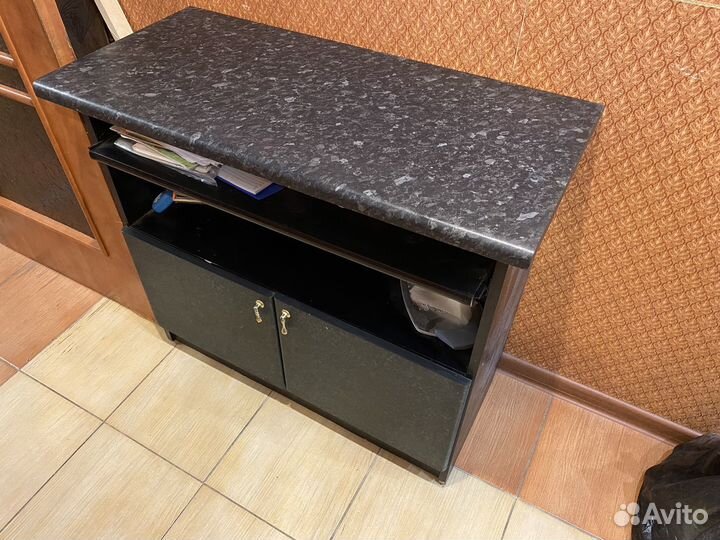 Тумба под телевизор, аквариум