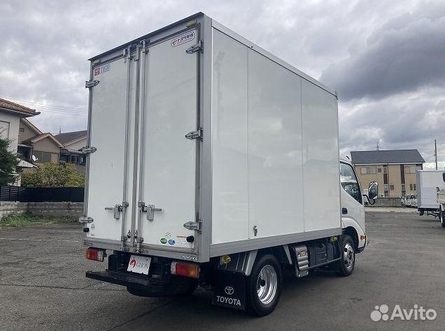 Промтоварный фургон Toyota ToyoAce, 2019