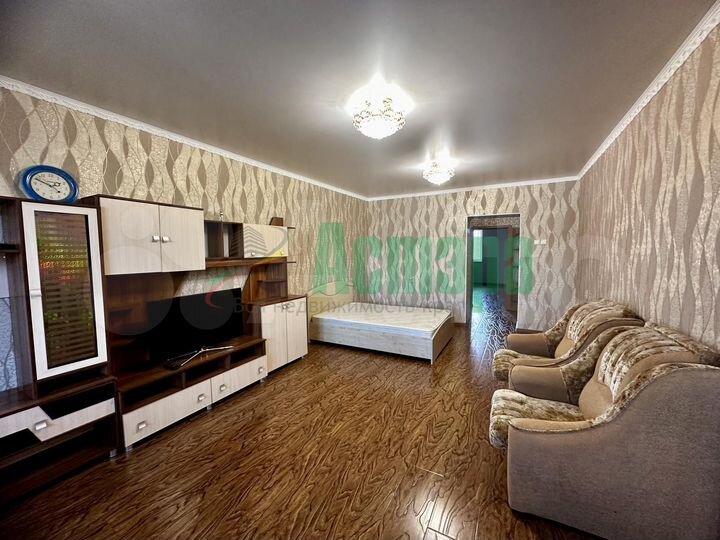 2-к. квартира, 78,3 м², 8/13 эт.