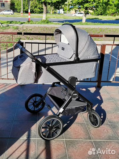 Коляска детская новая