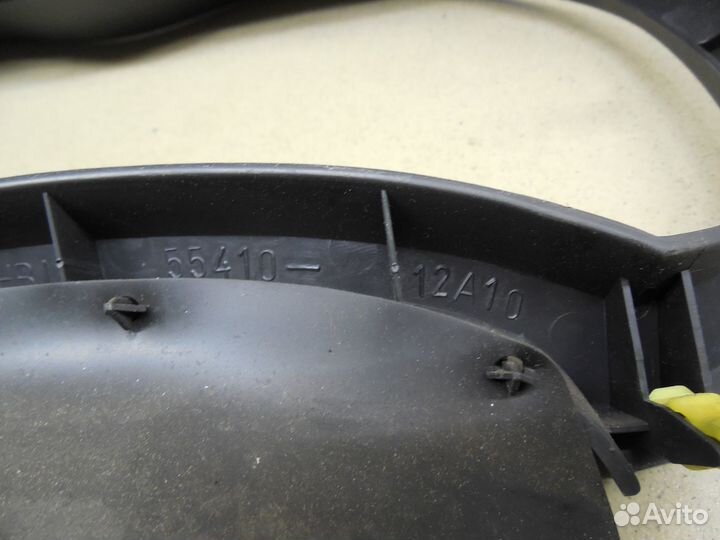 Накладка (кузов внутри) Auris (E15) 2006-2012