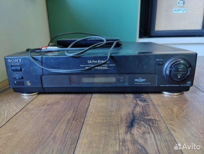 Видеомагнитофон sony