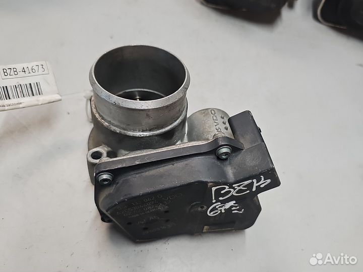 Заслонка дроссельная VW Audi Skoda 03C133062G