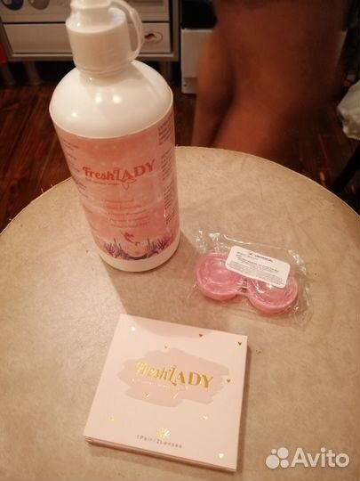 Цветные линзы голубые новые контейнер жидкость