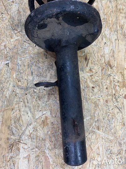 Амортизатор П Пд BMW E83