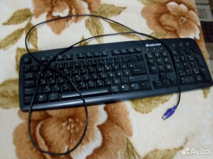 Клавиатура с кабелем ps