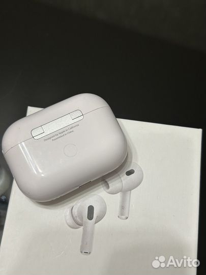 Кейс AirPods Pro