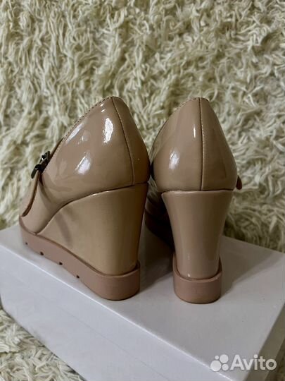 Туфли женские 35 размер