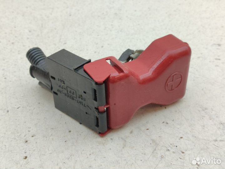 Клемма Toyota Almera N16 QG16DE