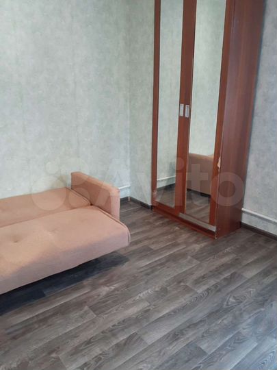 Комната 16 м² в 4-к., 2/2 эт.