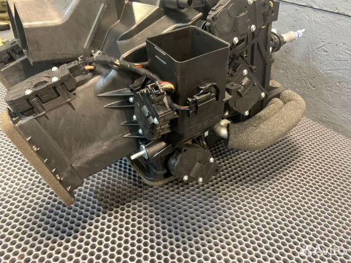 Корпус печки передний Porshe Panamera 970 рест