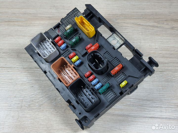 Электрический блок BSM L04-00 Peugeot Citroen