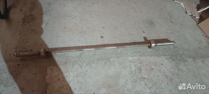 Скамья для жима лежа и штанга