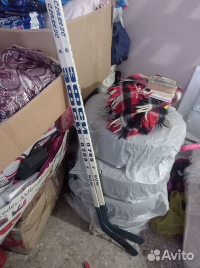 Продам две клюшки