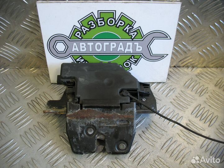 Замок крышки багажника BMW X5 E53 2002г