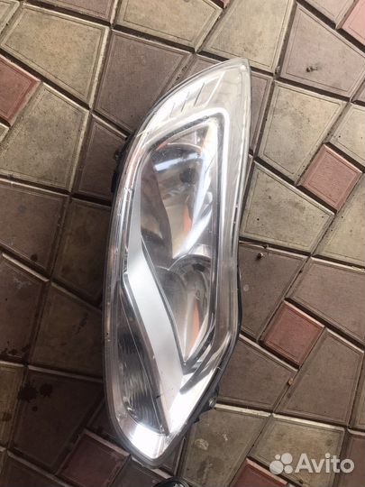 Фары ford focus 3