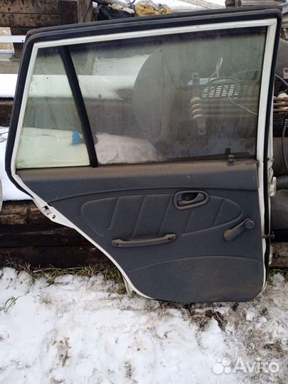 Mitsubishi Libero 2000 г.в. Двери