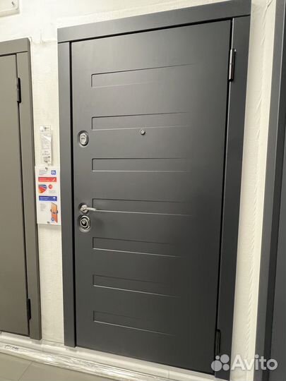 Дверь металлическая