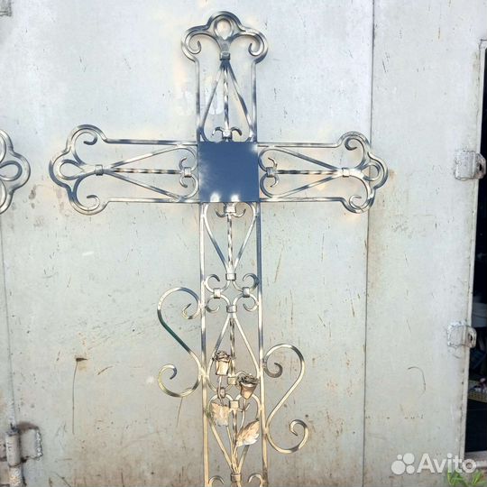 Крест кованый