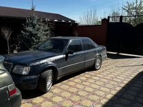 Mercedes-Benz W124 3.0 MT, 1993, битый, 478 000 км, с пробегом, цена 220 000 руб.