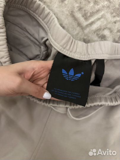 Спортивные штаны adidas мужские