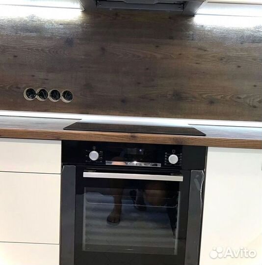 Кухня до потолка