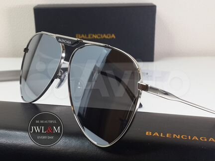 Солнцезащитные очки Balenciaga