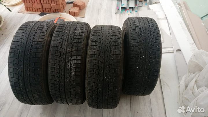 Michelin X Radial 215/55 R16