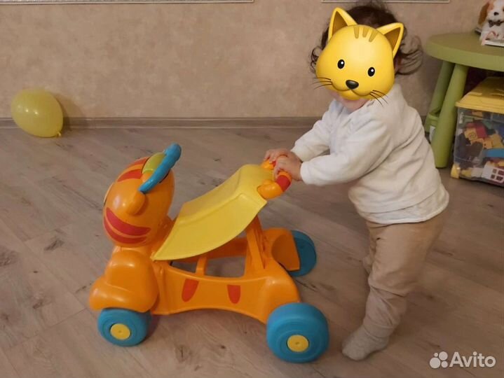 Каталка-ходунки музыкальная FisherPrice 