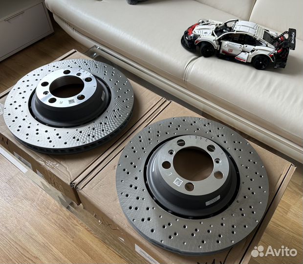 Диск тормозной задний правый Porsche GT3 Carrera