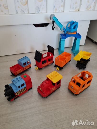 Lego duplo поезда, рельсы, много всего