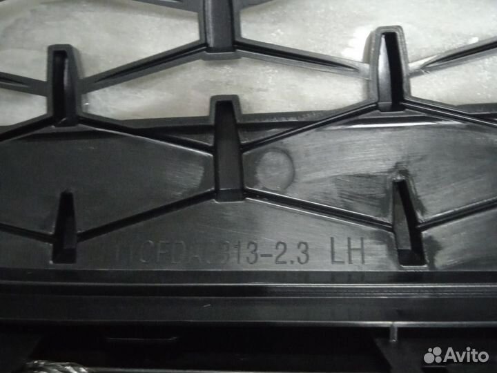 Декоративные решётки ноздри на bmw е92