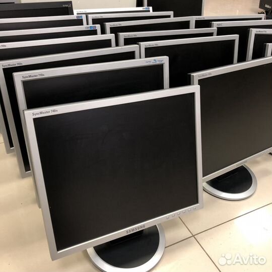 ЖК монитор 17