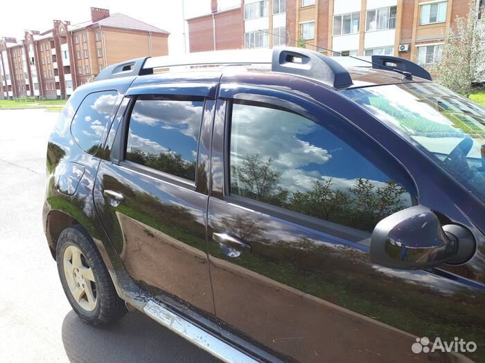 Дефлекторы боковых окон Renault Duster (2010-20