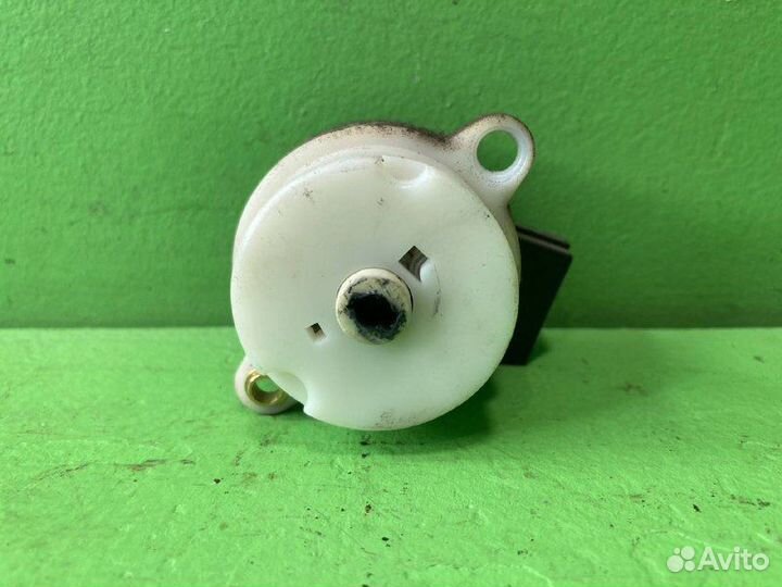 Реле включения двигателя MAN TGA