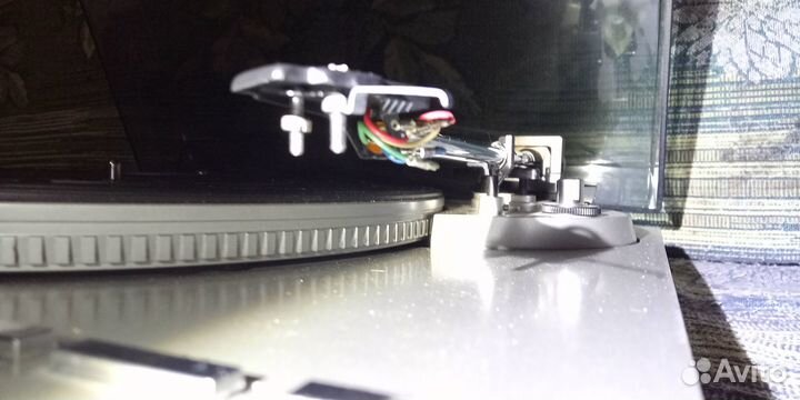 Проигрыватель винила 