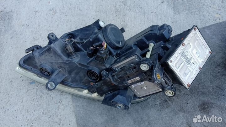 Фары Volkswagen Phaeton