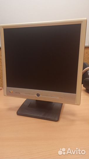 Монитор benQ 17 дюймов
