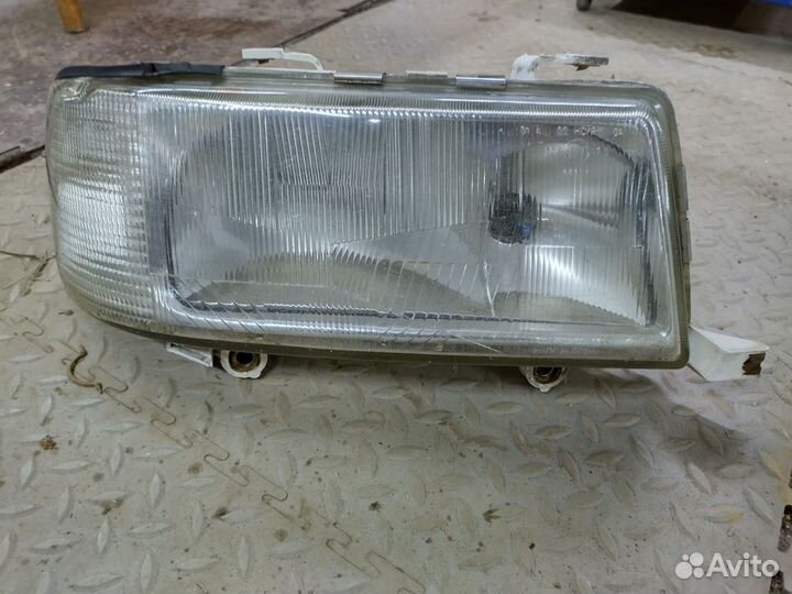 Фары моноблоки Ауди 80Б4