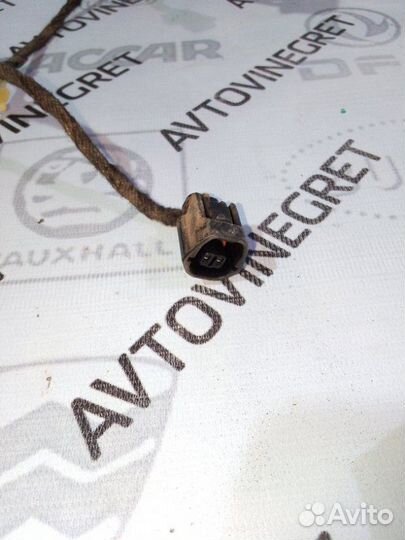 Коса двери проводка задняя прав mitsubishi Carisma