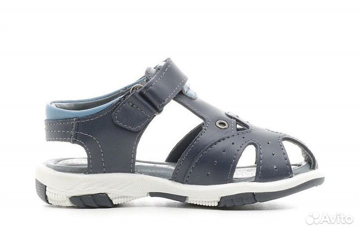 Сандали новые