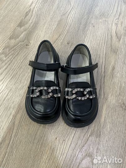Туфли для девочки 28